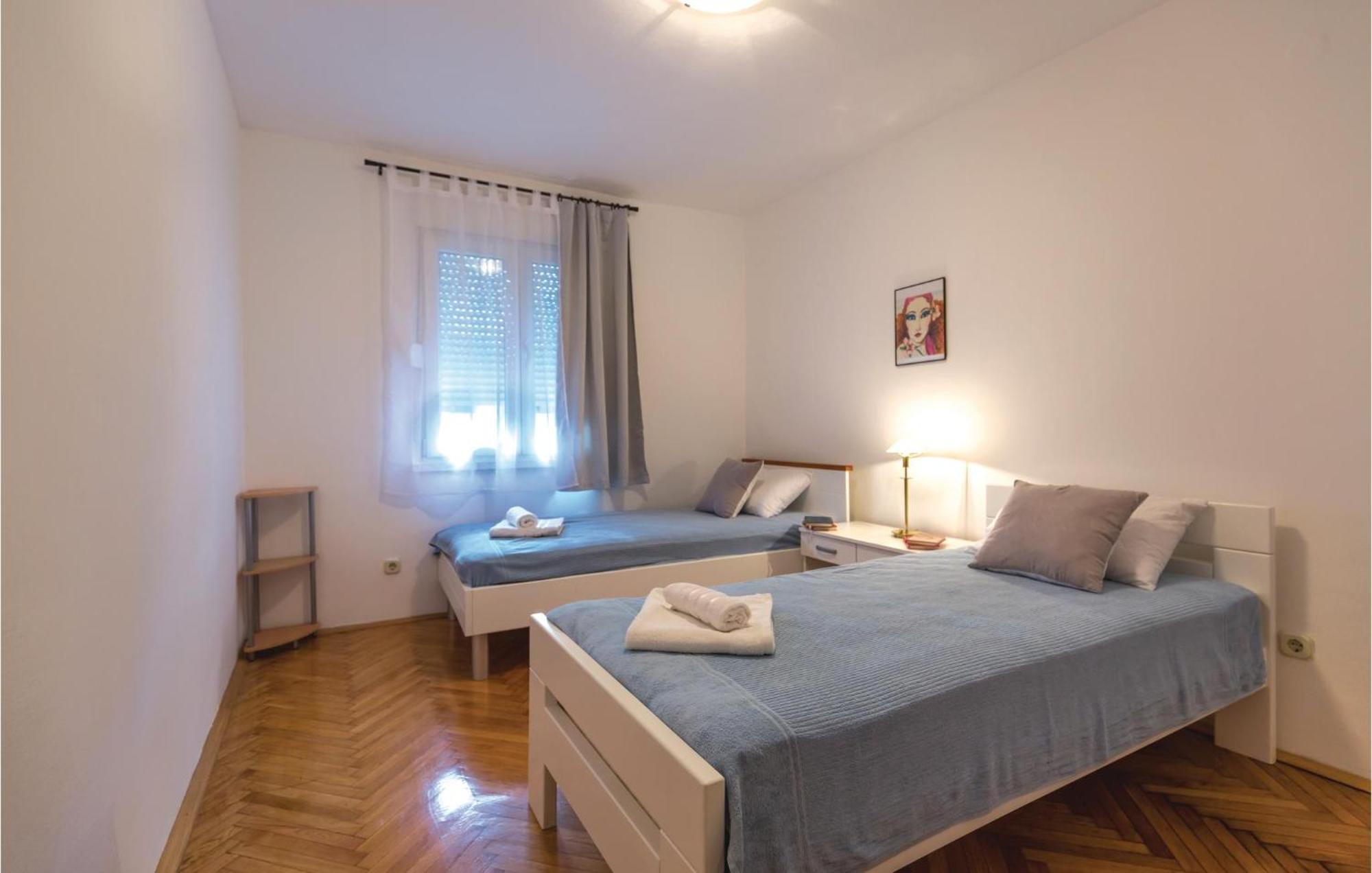 Awesome Apartment In Ploce With Kitchen Екстериор снимка